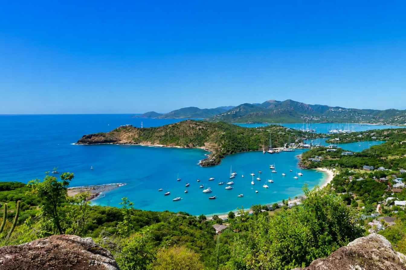 Discover Paradise Islands and Crystal Waters with Local Expert Guides
