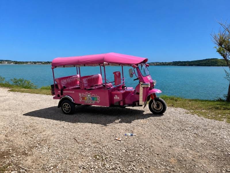 Tuk-Tuk Beach Hopping & Rainforest Tour in Antigua